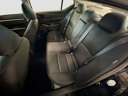 Used 2023 Nissan Altima 2.5 SV FWD image 25