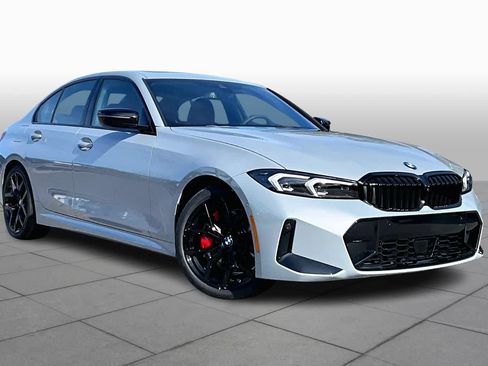 New 2026 BMW 330i Sedan w/ M Sport Package image 2