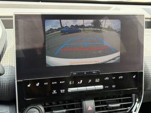 Used 2023 Toyota bZ4X AWD w/ Weather Package image 31