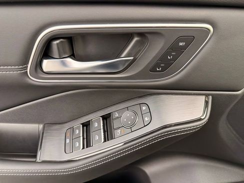 New 2026 Nissan Rogue Platinum w/ Tech Package image 11