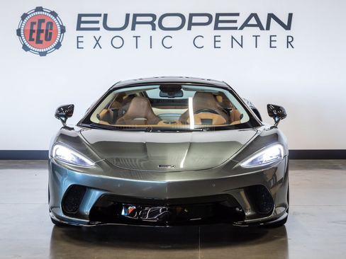 Used 2020 McLaren GT RWD image 4