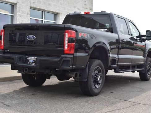 Used 2023 Ford F250 Lariat w/ Lariat Ultimate Package AWD/4WD image 17