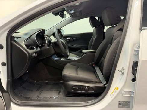 Used 2023 Chevrolet Malibu LT FWD image 13