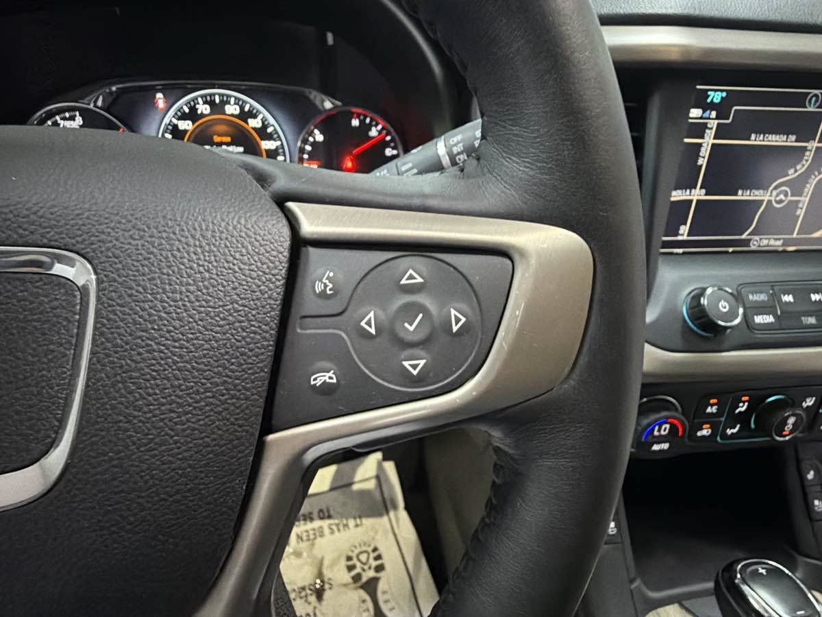 Used 2017 GMC Acadia Denali FWD image 17