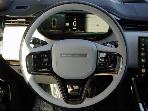 Used 2026 Land Rover Range Rover Sport Dynamic SE AWD/4WD image 16