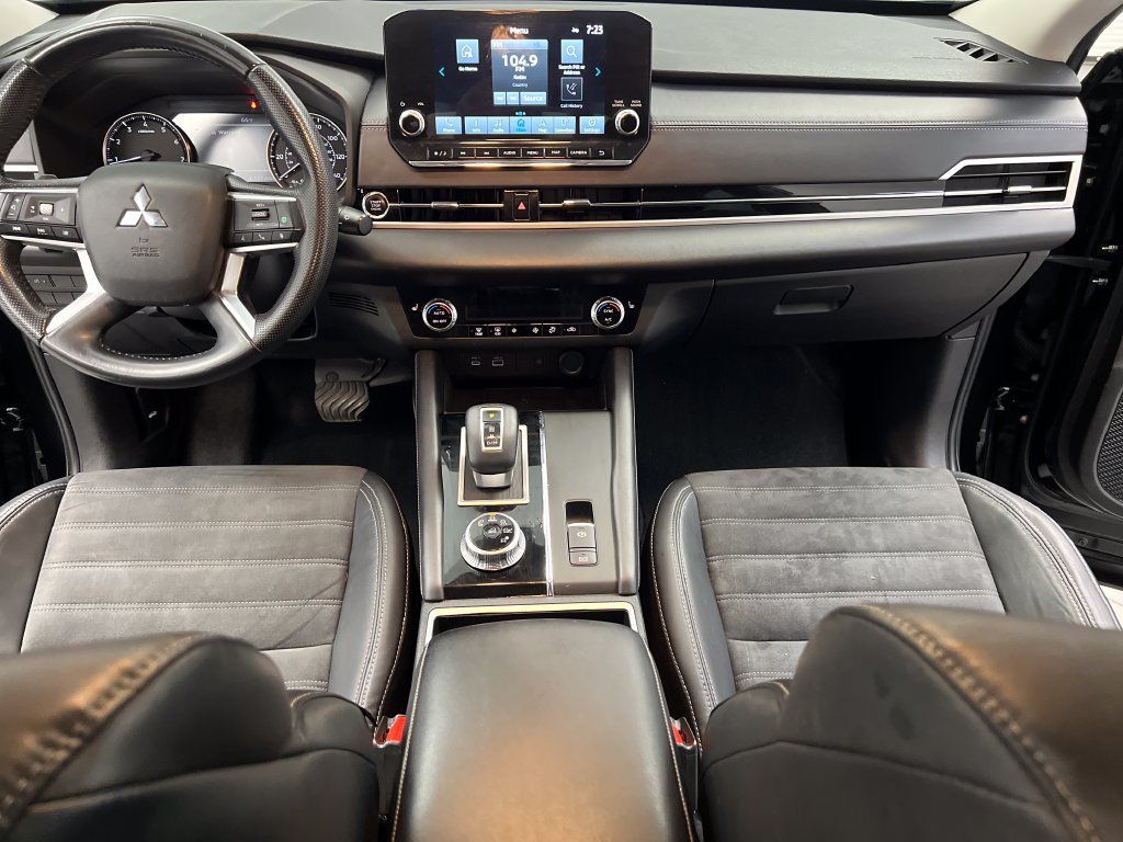 Used 2022 Mitsubishi Outlander SE FWD image 47