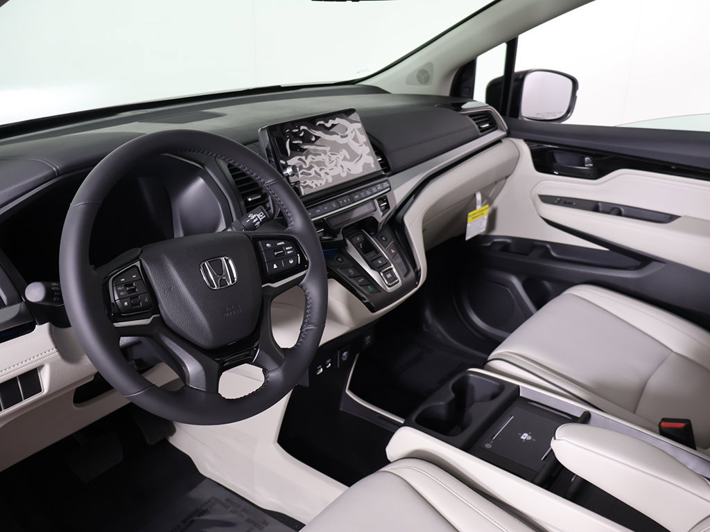 New 2027 Honda Odyssey Touring image 15