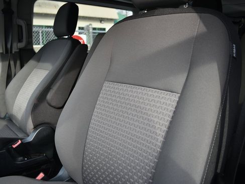 Used 2023 Ford Transit 350 XLT image 10