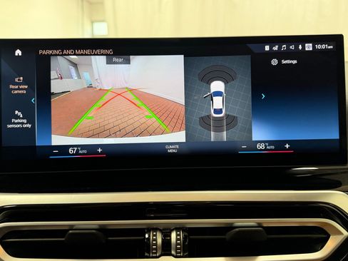 Used 2023 BMW i4 eDrive35 image 22