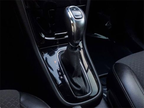 Used 2020 Buick Encore Preferred w/ Safety Package image 30