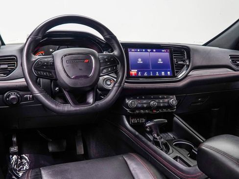Used 2025 Dodge Durango GT AWD/4WD image 30