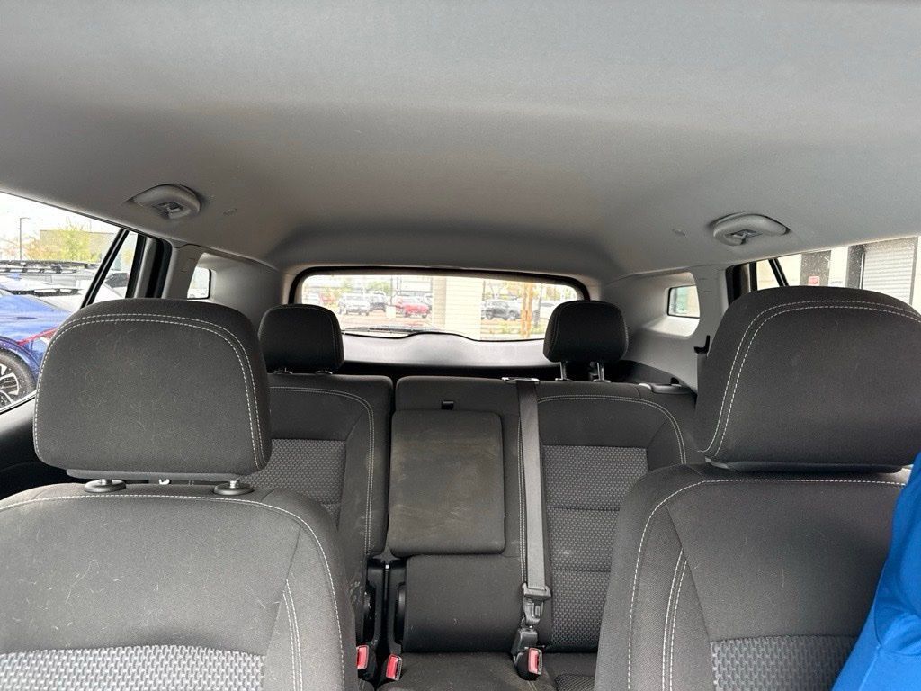 Used 2024 GMC Terrain SLE FWD image 7