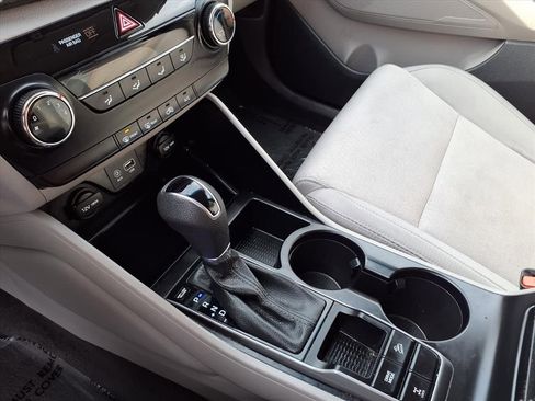 Used 2017 Hyundai Tucson SE image 9