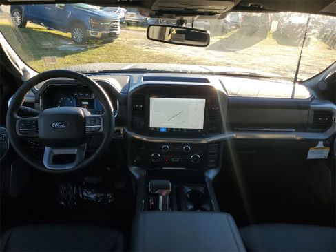 New 2025 Ford F150 Lariat w/ Equipment Group 501A Mid image 23