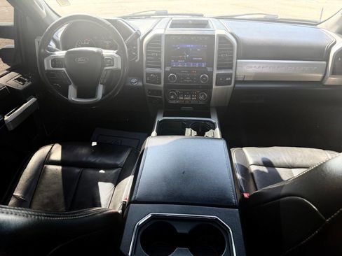 Used 2021 Ford F250 Lariat w/ Lariat Ultimate Package AWD/4WD image 34