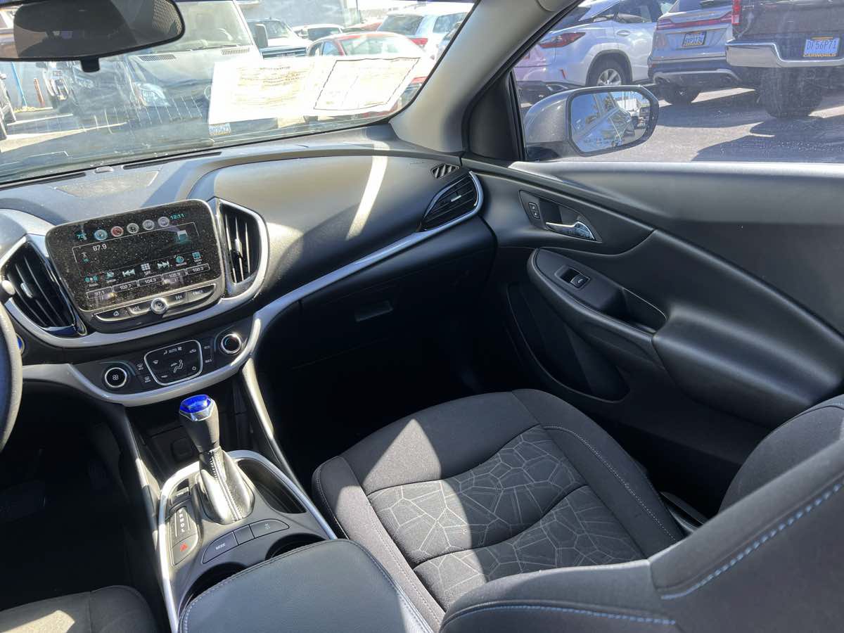 Used 2018 Chevrolet Volt LT FWD image 26