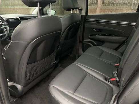 Used 2022 Hyundai Tucson Limited image 16