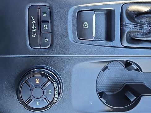 Used 2025 Ford Ranger Lariat w/ FX4 Off-Road Package image 20