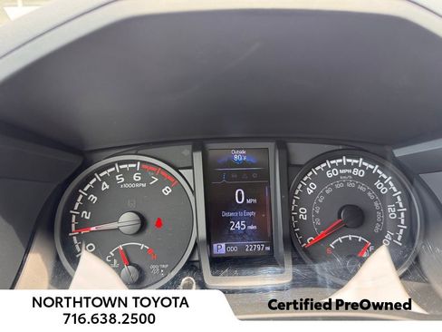 Used 2023 Toyota Tacoma SR AWD/4WD image 9