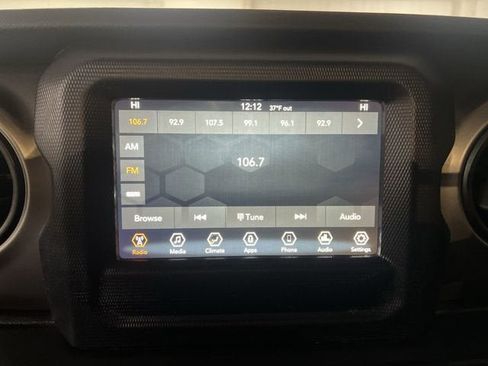 Used 2020 Jeep Wrangler Unlimited Sport S image 13