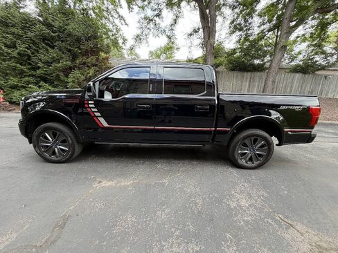 Used 2018 Ford F150 Lariat w/ Equipment Group 502A Luxury AWD/4WD image 3
