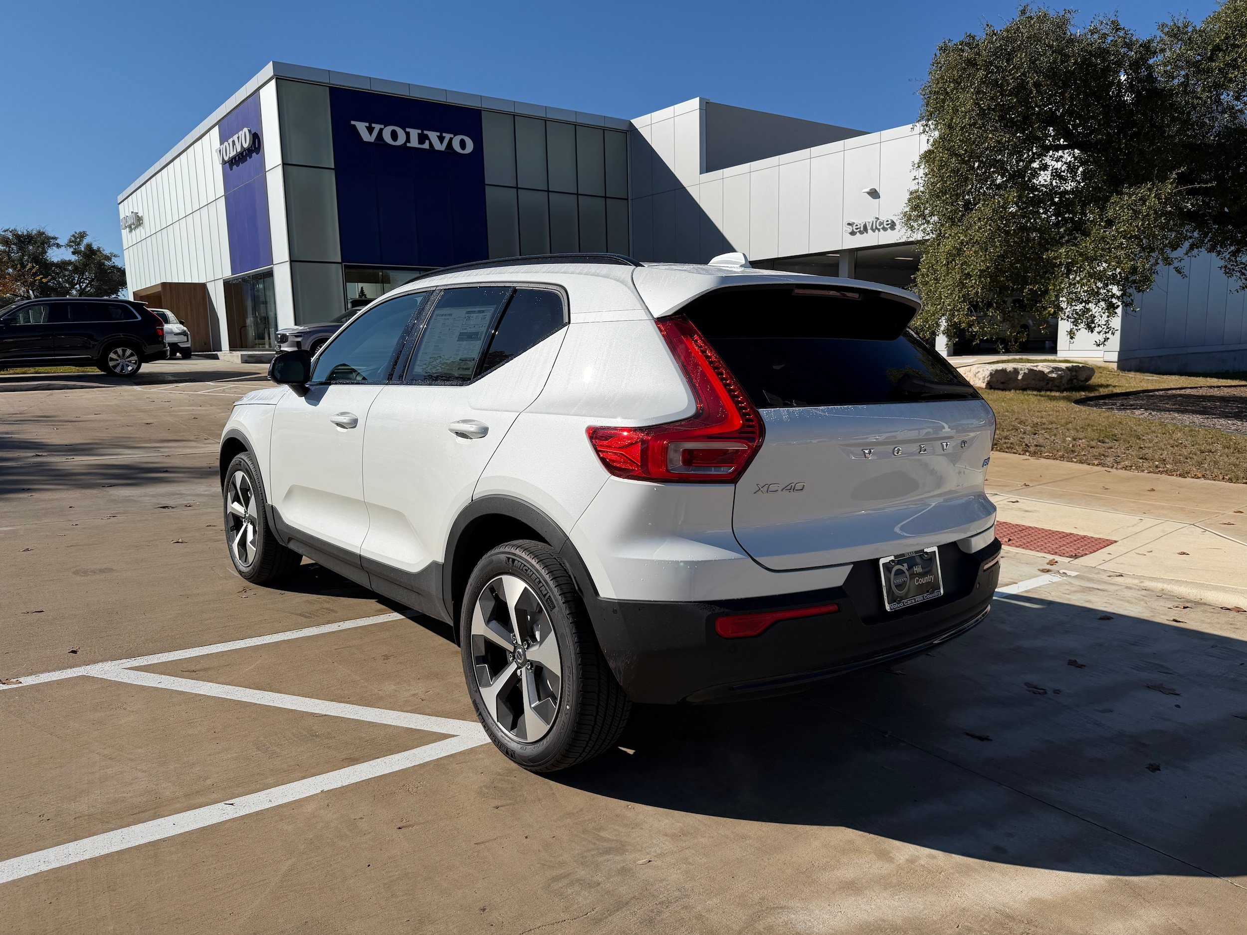 New 2026 Volvo XC40 B5 Plus w/ Protection Package Premier AWD/4WD image 4
