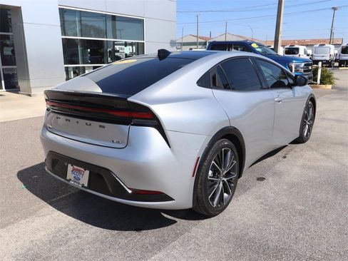 Used 2024 Toyota Prius Limited image 12