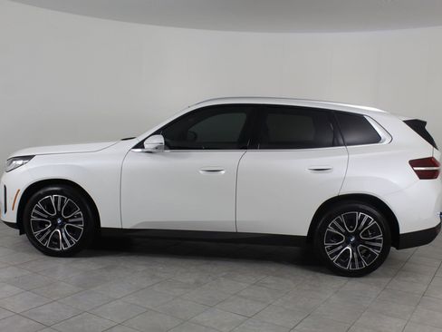 New 2025 BMW X3 xDrive30i w/ Premium Package image 2