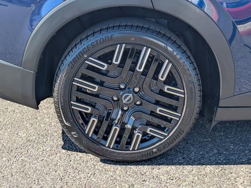 New 2026 Nissan Leaf Platinum+ w/ Cargo Package (Platinum+) image 10