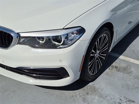 Used 2019 BMW 540i xDrive w/ Convenience Package image 10