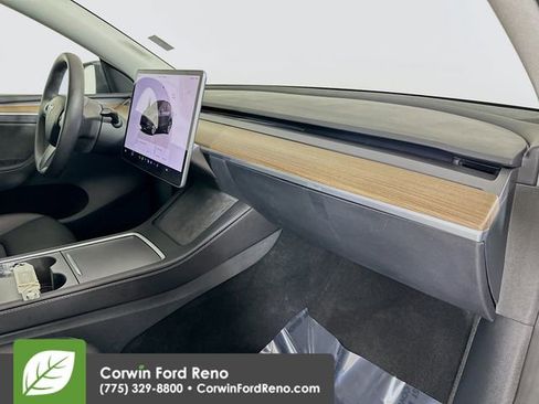 Used 2023 Tesla Model Y Long Range AWD/4WD image 29