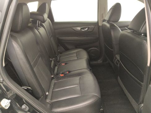 Used 2016 Nissan Rogue SL FWD image 19