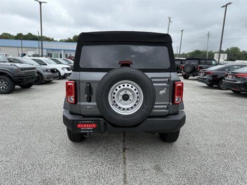 New 2025 Ford Bronco 4-Door image 8
