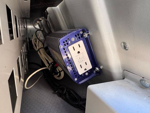 Used 2014 Ford Transit Connect XL FWD image 21