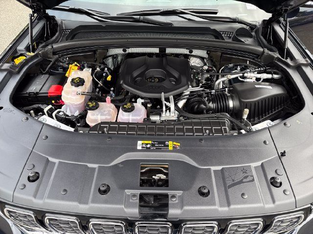 Used 2023 Jeep Grand Cherokee 4WD 4xe image 29