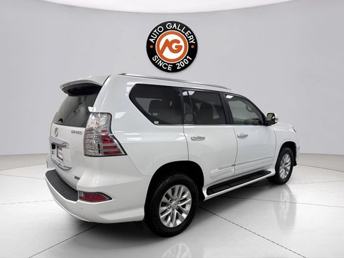 Used 2017 Lexus GX 460 Premium AWD/4WD image 7