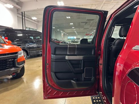 Used 2018 Ford F150 Raptor w/ Equipment Group 802A Luxury image 38