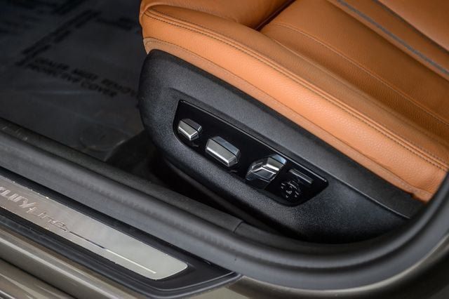 Used 2017 BMW 540i RWD image 43
