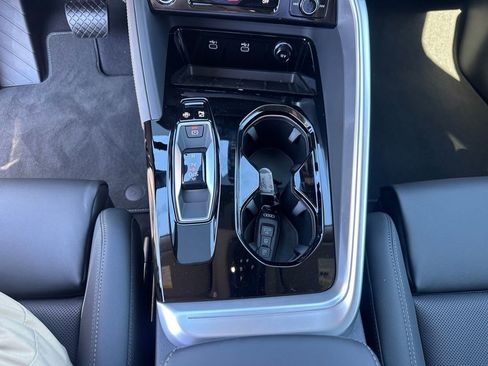 New 2025 Audi Q5 Premium Plus image 18