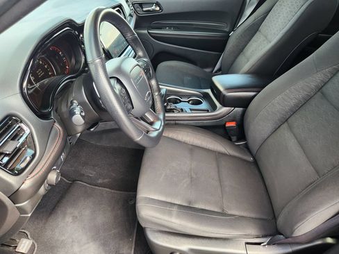 Used 2025 Dodge Durango GT RWD image 14