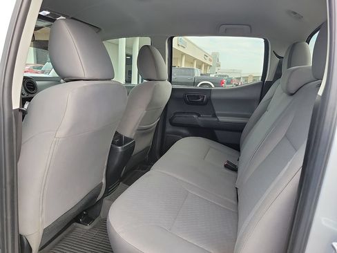 Used 2023 Toyota Tacoma SR AWD/4WD image 9
