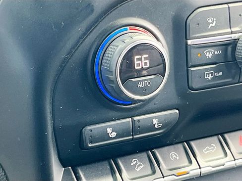 Used 2020 Chevrolet Silverado 1500 LT Trail Boss image 19