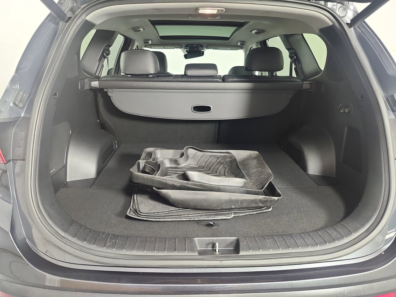 Used 2022 Hyundai Santa Fe Limited AWD/4WD image 35