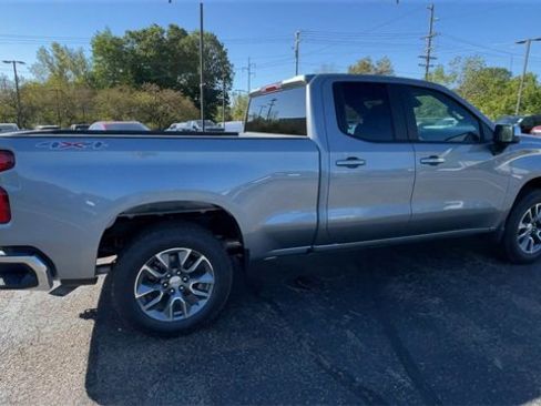 New 2026 Chevrolet Silverado 1500 LT image 2