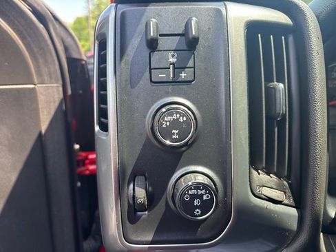 Used 2017 Chevrolet Silverado 1500 LT w/ All Star Edition AWD/4WD image 32