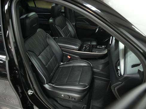 Used 2026 Buick Enclave Avenir w/ Super Cruise Package FWD image 19
