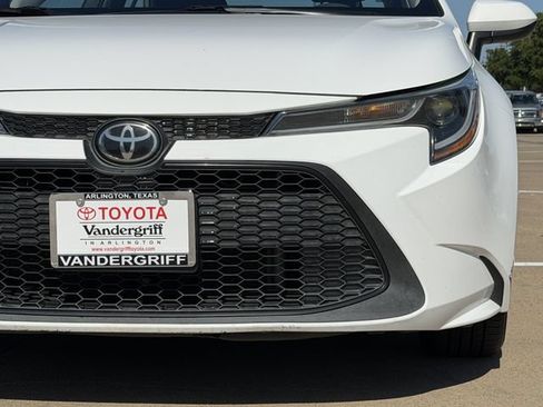 Certified 2021 Toyota Corolla LE w/ Carpet Mat Package (TMS) FWD image 9