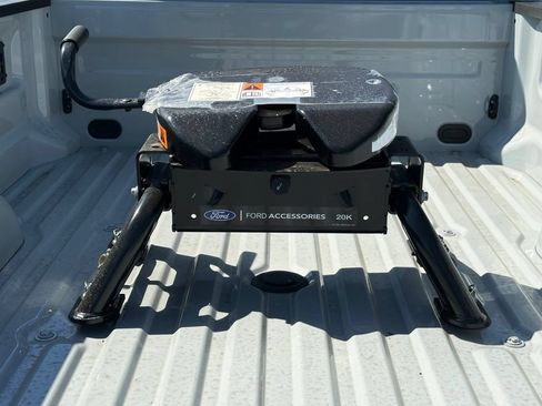 New 2026 Ford F250 XL w/ 360-Degree Camera Package RWD image 12
