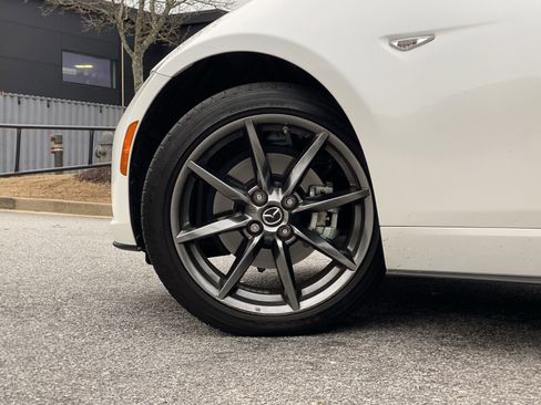 Used 2020 MAZDA MX-5 Miata Grand Touring image 10