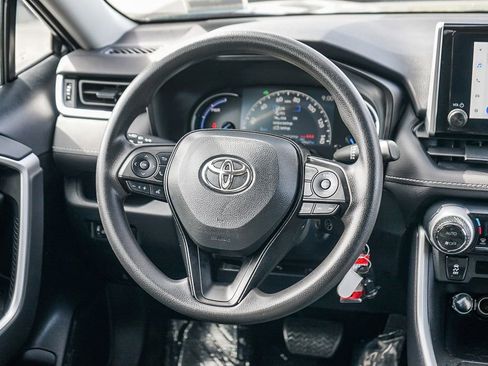 Used 2023 Toyota RAV4 LE image 16
